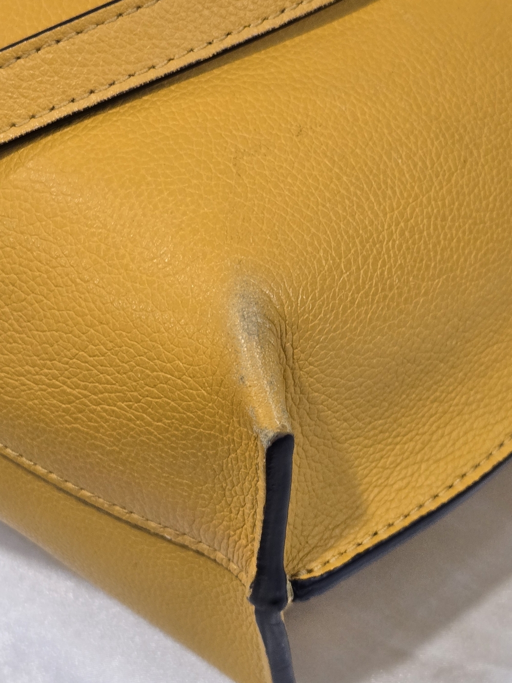 henri bendel Authentic Worth Avenue Yellow Leather Tassel Tote - Picture 9 of 16
